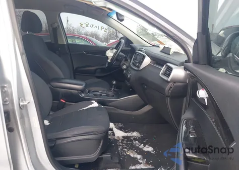 2016 Kia Sorento 2.4L Lx из США, поврежденный, VIN 5XYPGDA39GG081272